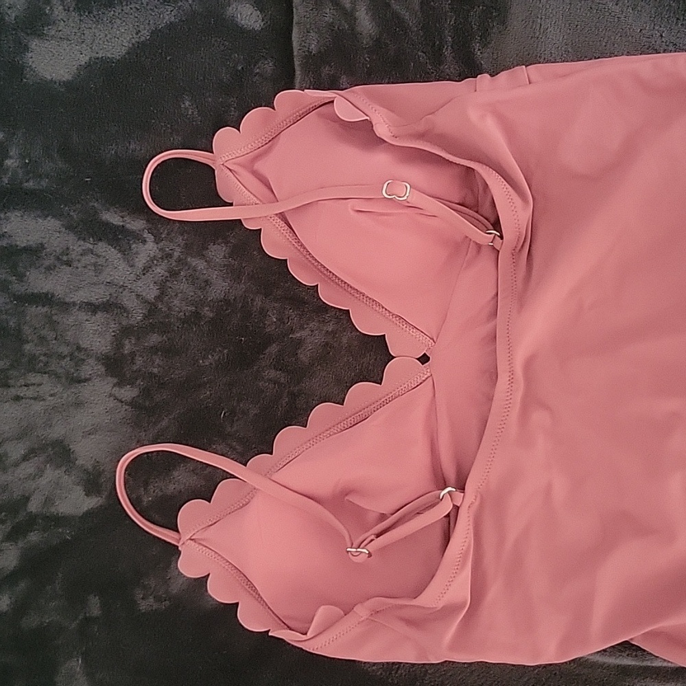 NWT scalloped Mauve Swimsuit